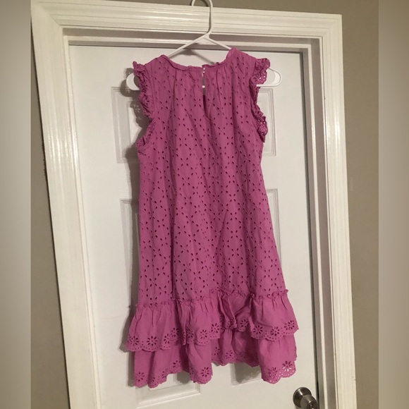 Woman’s Dress - Picture 2 of 3